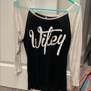 T-shirt quarter sleeve size medium